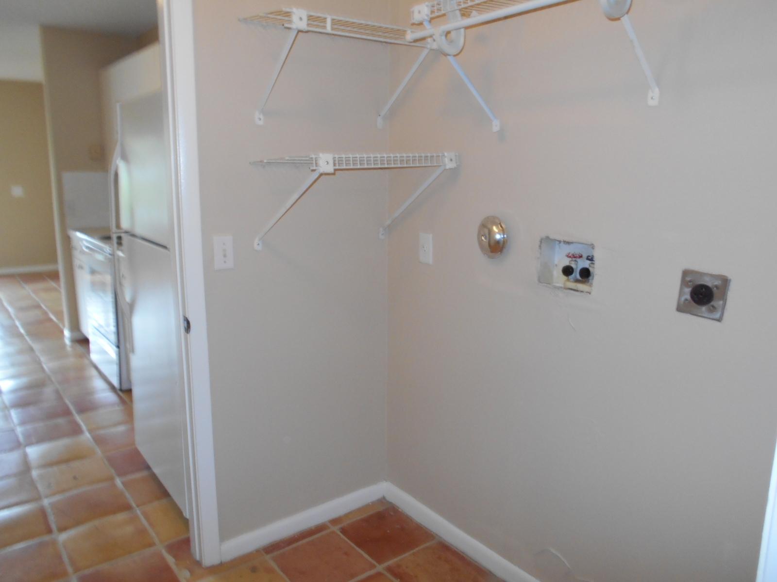 6751 Boca Pines Trail, Unit C Boca Raton, FL 33433 - Photo 8 of 18 Laundry Room