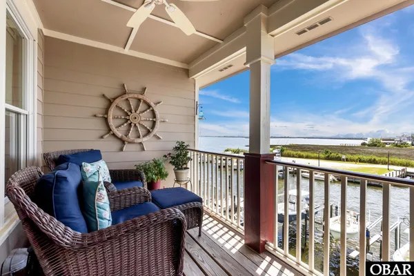 $699,000 | 1434 Dartmoor Avenue, Unit 202D, Manteo, NC 27954
