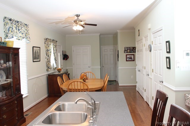 247 Harbor Drive Reedville, VA 22539 - Photo 9 of 31