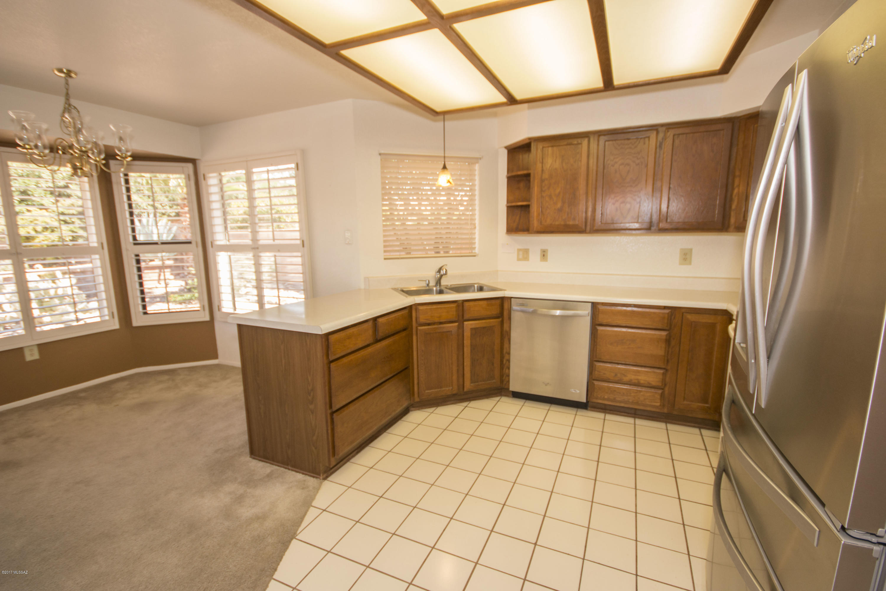 945 East Rising Sun Drive Oro Valley, AZ 85755 - Photo 12 of 24