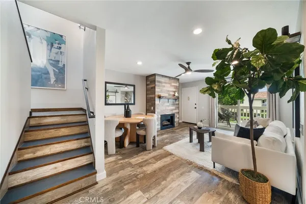 $738,888 | 7422 Seastar Drive, Unit 8, Huntington Beach, CA 92648