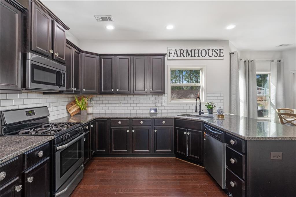 355 Fieldstone Lane Dallas, GA 30132 - Photo 10 of 44