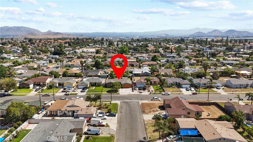 223 East Alru Street Rialto, CA 92376 - Photo 29 of 35