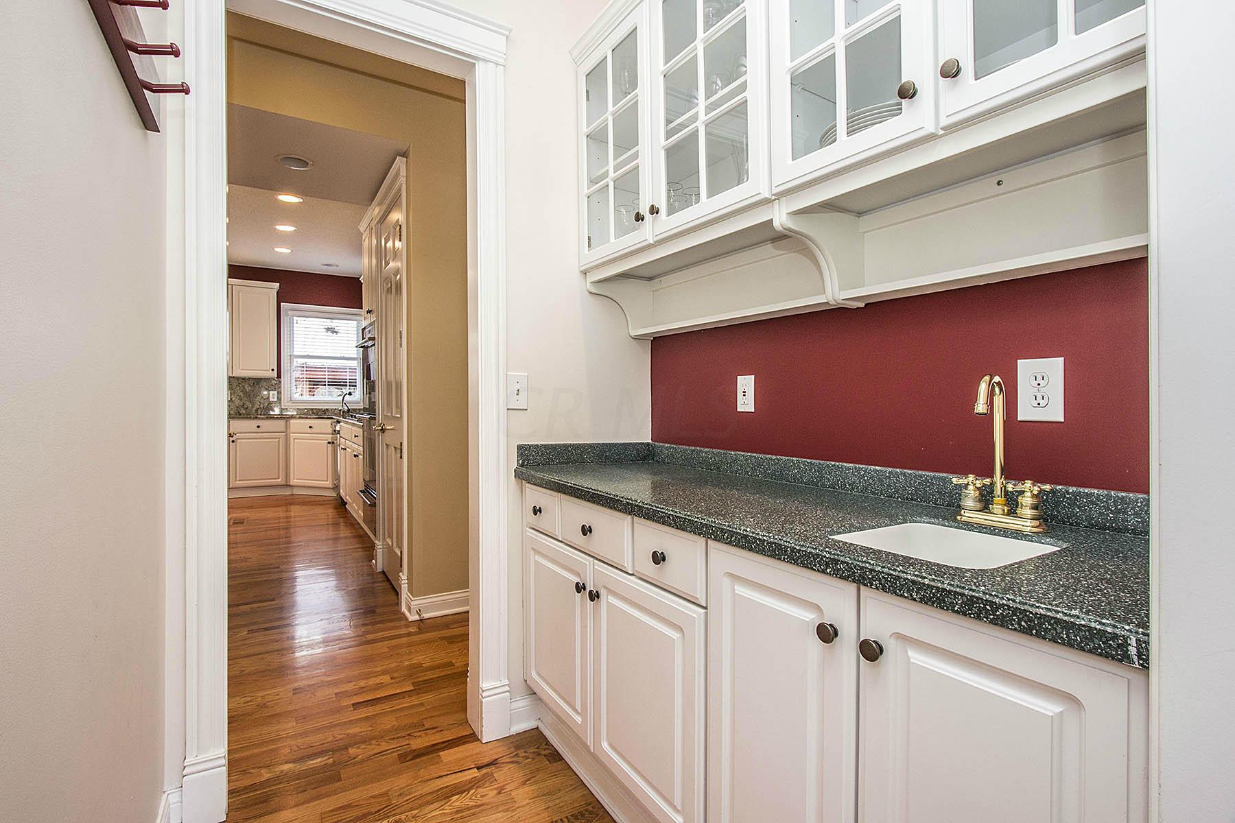 980 Ridge Crest Drive Gahanna, OH 43230 - Photo 12 of 40