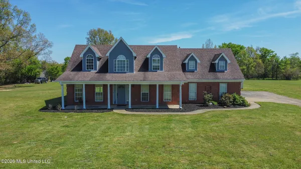 $334,900 | 5780 Honey Oak Drive, Hernando, MS 38632