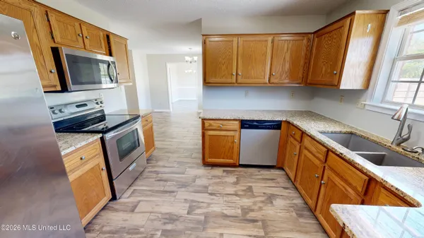 $334,900 | 5780 Honey Oak Drive, Hernando, MS 38632