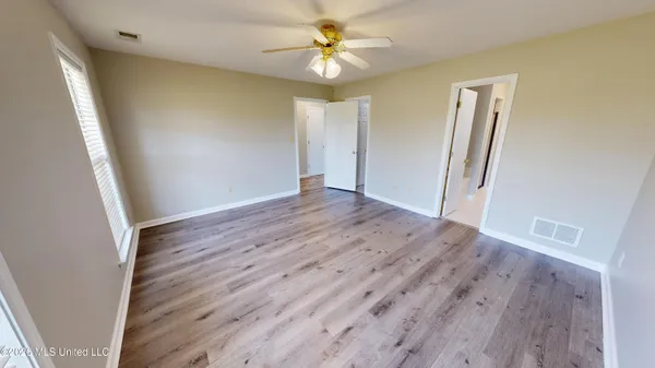 $334,900 | 5780 Honey Oak Drive, Hernando, MS 38632