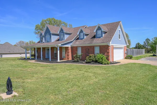 $334,900 | 5780 Honey Oak Drive, Hernando, MS 38632