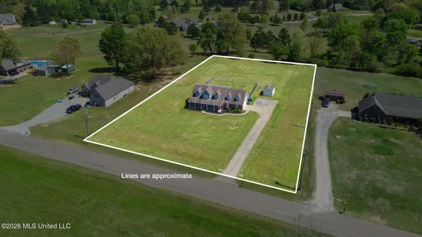 $334,900 | 5780 Honey Oak Drive, Hernando, MS 38632