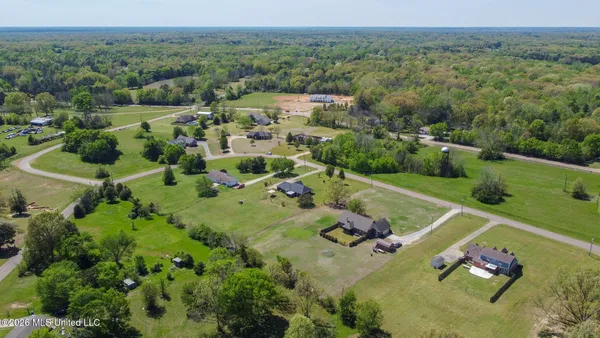 $334,900 | 5780 Honey Oak Drive, Hernando, MS 38632