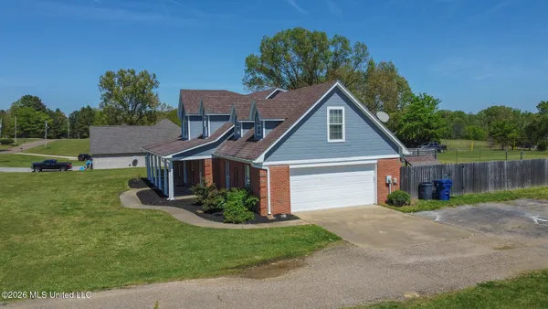 $334,900 | 5780 Honey Oak Drive, Hernando, MS 38632