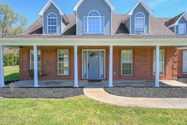 $334,900 | 5780 Honey Oak Drive, Hernando, MS 38632