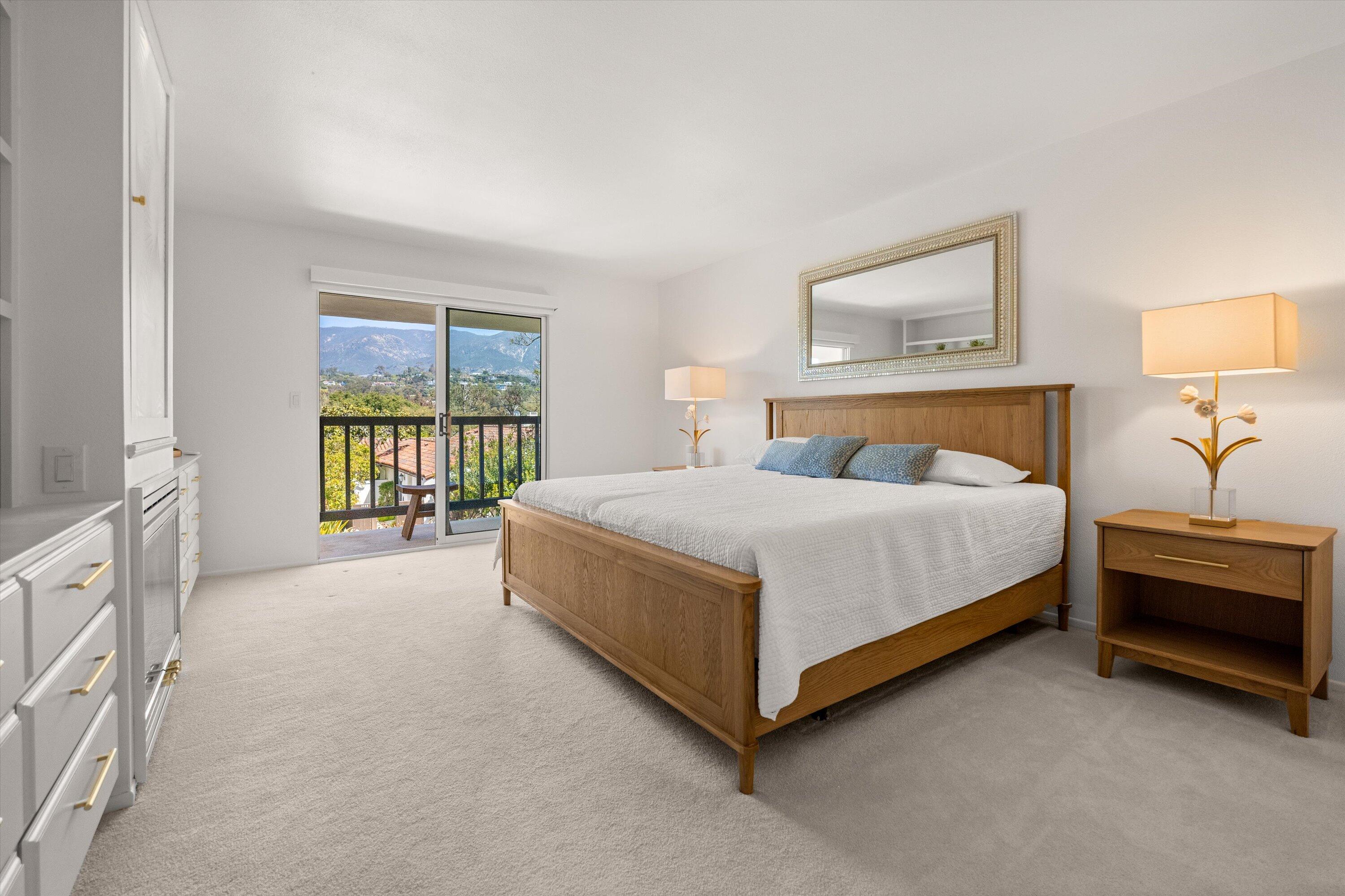 1002 Fairway Road Montecito, CA 93108 - Photo 17 of 48 026-7L5A9027