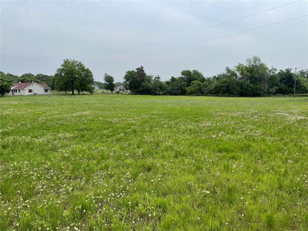 979 East Barry Street Azle, TX 76020 - Photo 3 of 12