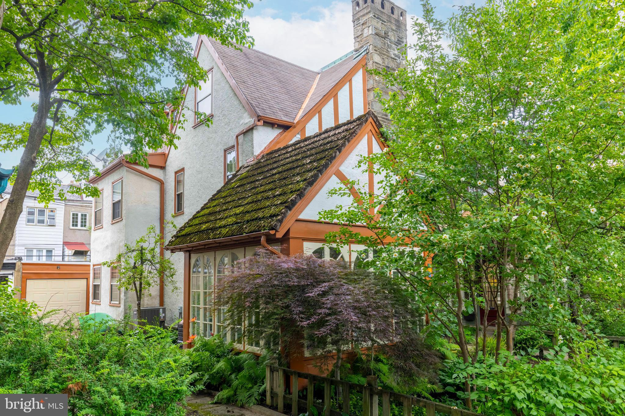 315 Wellesley Road Philadelphia, PA 19119 - Photo 28 of 32 a aerial view of a house
