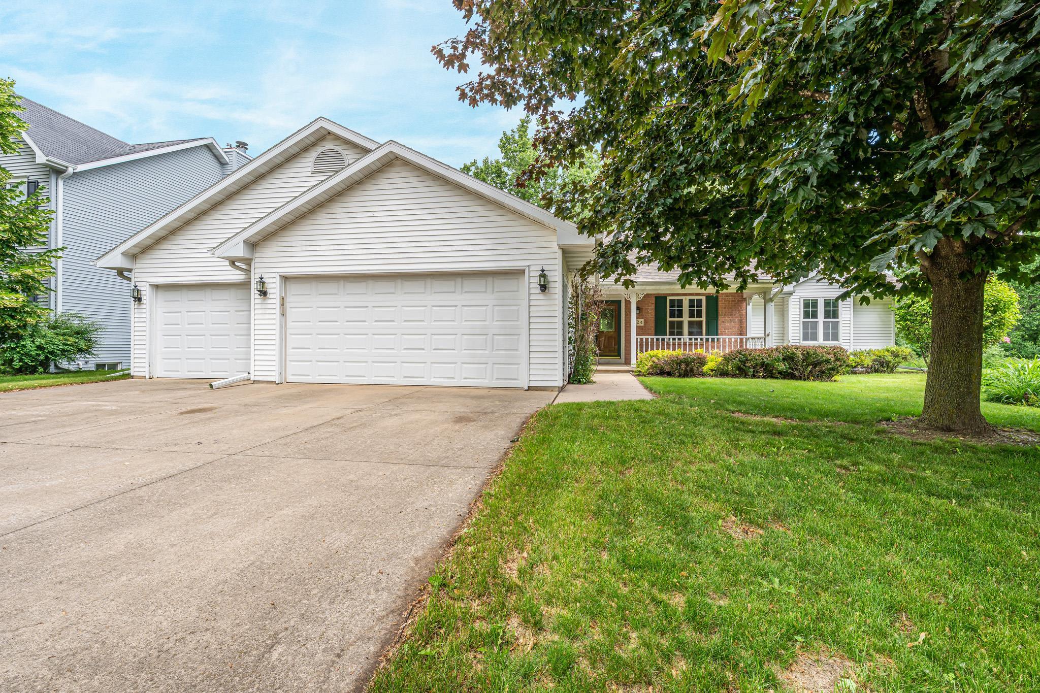 1424 East Keystone Lane Appleton, WI 54913 - Photo 37 of 50