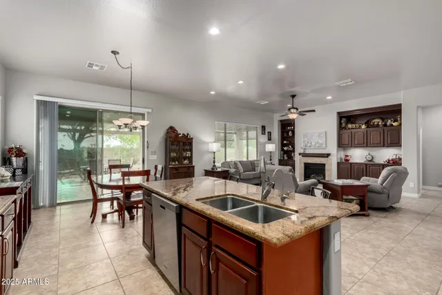 $408,000 | 2953 North Desert Horizons Lane, Casa Grande, AZ 85122