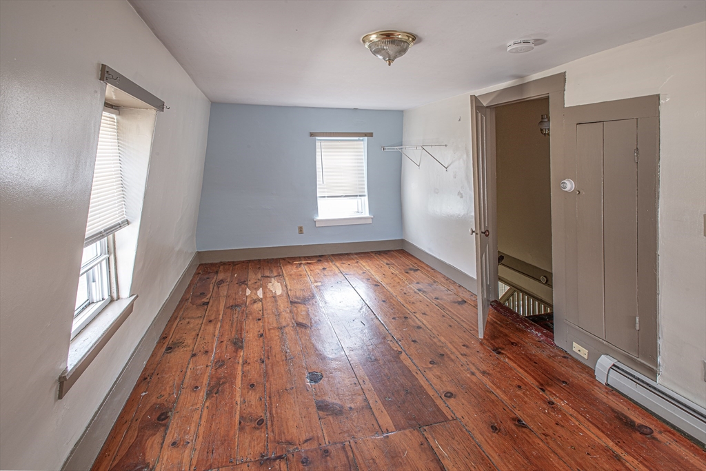 351 Main Street Amherst, MA 01002 - Photo 21 of 27
