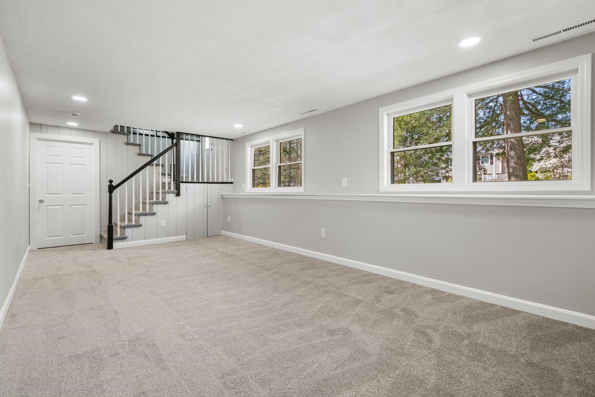78 Robbins Road Wilton, NH 03086 - Photo 14 of 19