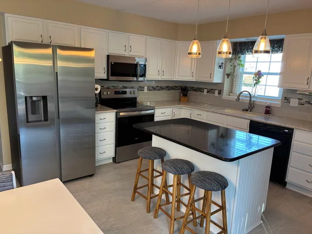 $489,000 | 60506 Woodstock Court, South Bend, IN 46614