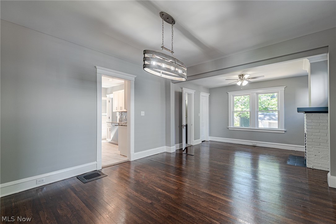 3019 Edgehill Road Cleveland, OH 44118 - Photo 8 of 29 Gallery Image 8