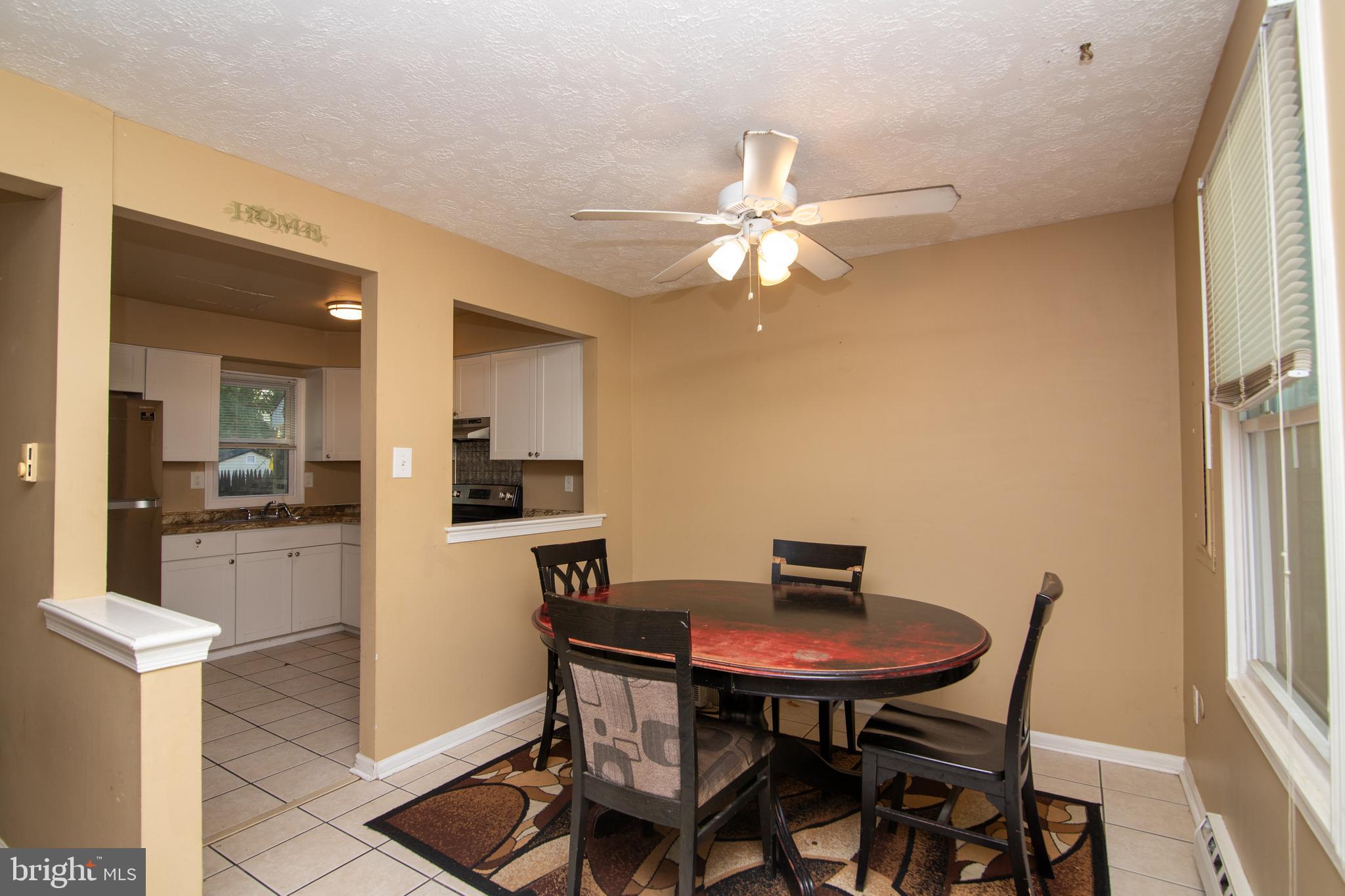 57 Berkshire Road Sicklerville, NJ 08081 - Photo 8 of 25 Gallery Image 8