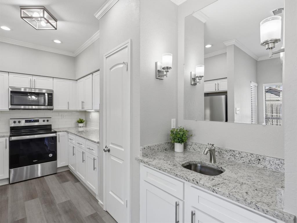 411 Pebble Way, Unit 148 Arlington, TX 76006 - Photo 6 of 27