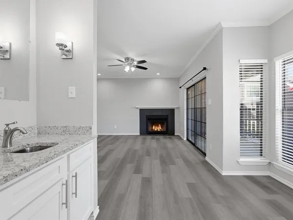 $189,000 | 411 Pebble Way, Unit 148, Arlington, TX 76006