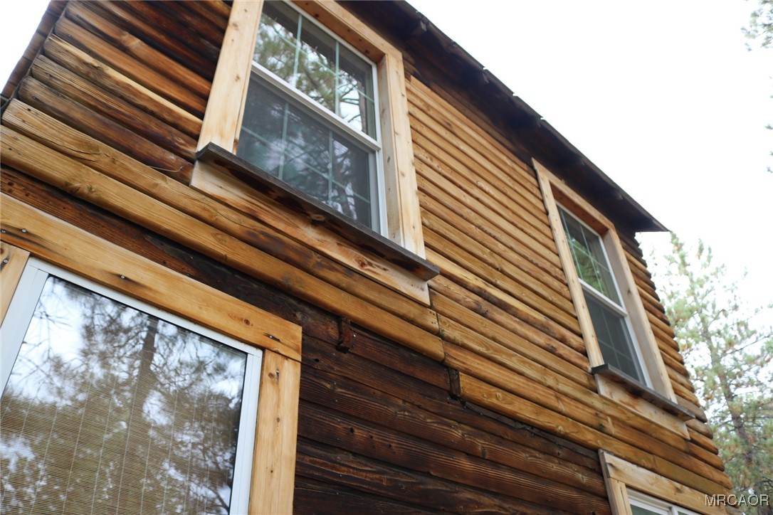 1247 Piney Ridge Place Fawnskin, CA 92333 - Photo 29 of 37 a view of a building