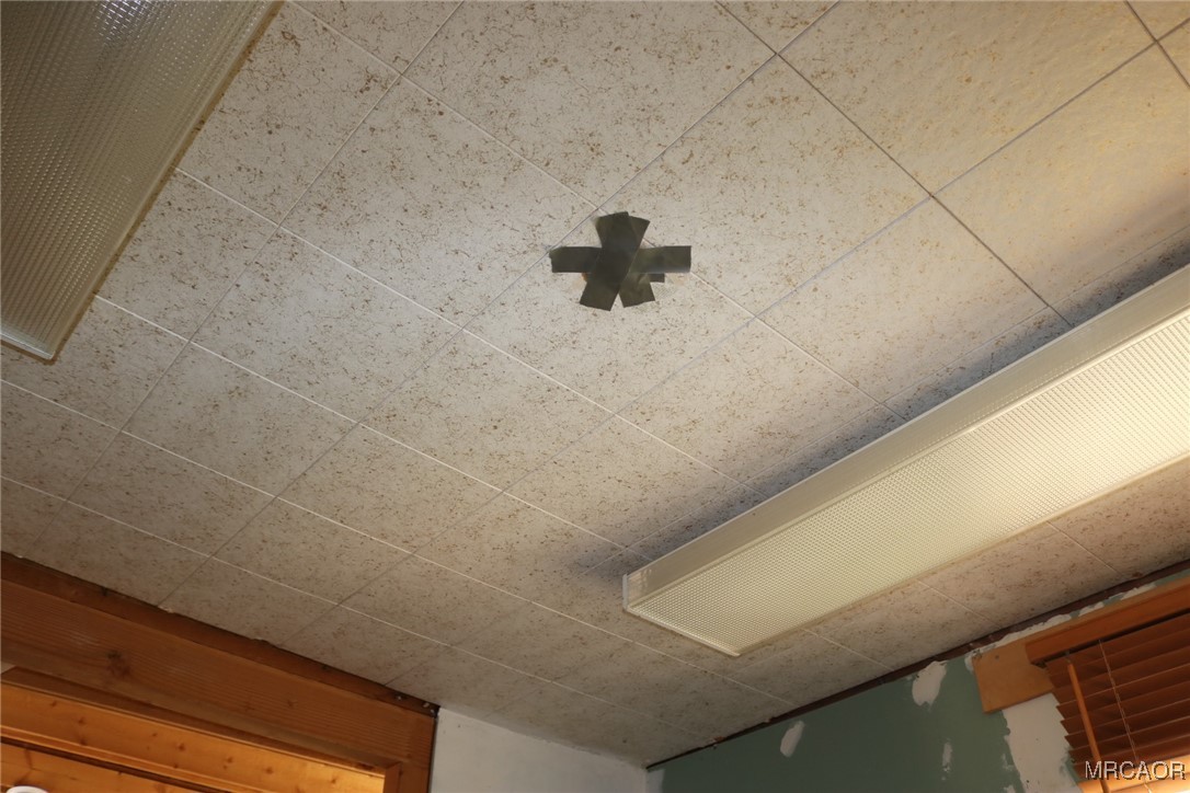 1247 Piney Ridge Place Fawnskin, CA 92333 - Photo 10 of 37