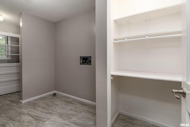 17937 Caplinger Pond Road Marion, IL 62959 - Photo 30 of 43 a view of an empty room