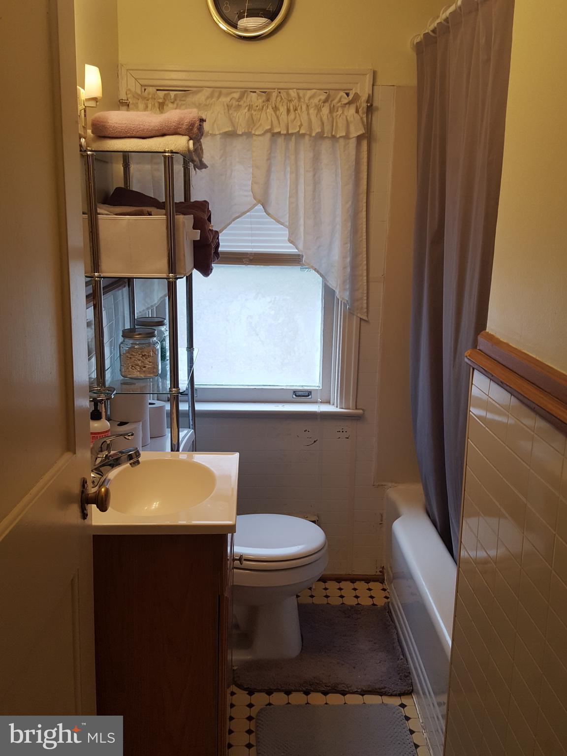 48 Riverside Avenue Lancaster, PA 17602 - Photo 13 of 23 Gallery Image 13