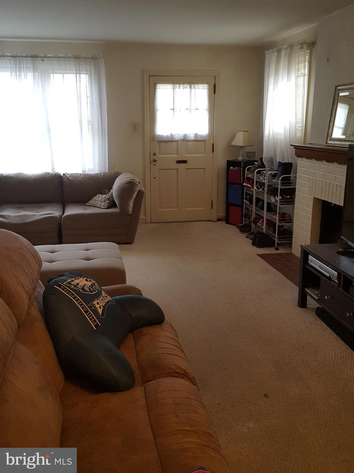 48 Riverside Avenue Lancaster, PA 17602 - Photo 3 of 23 Gallery Image 3