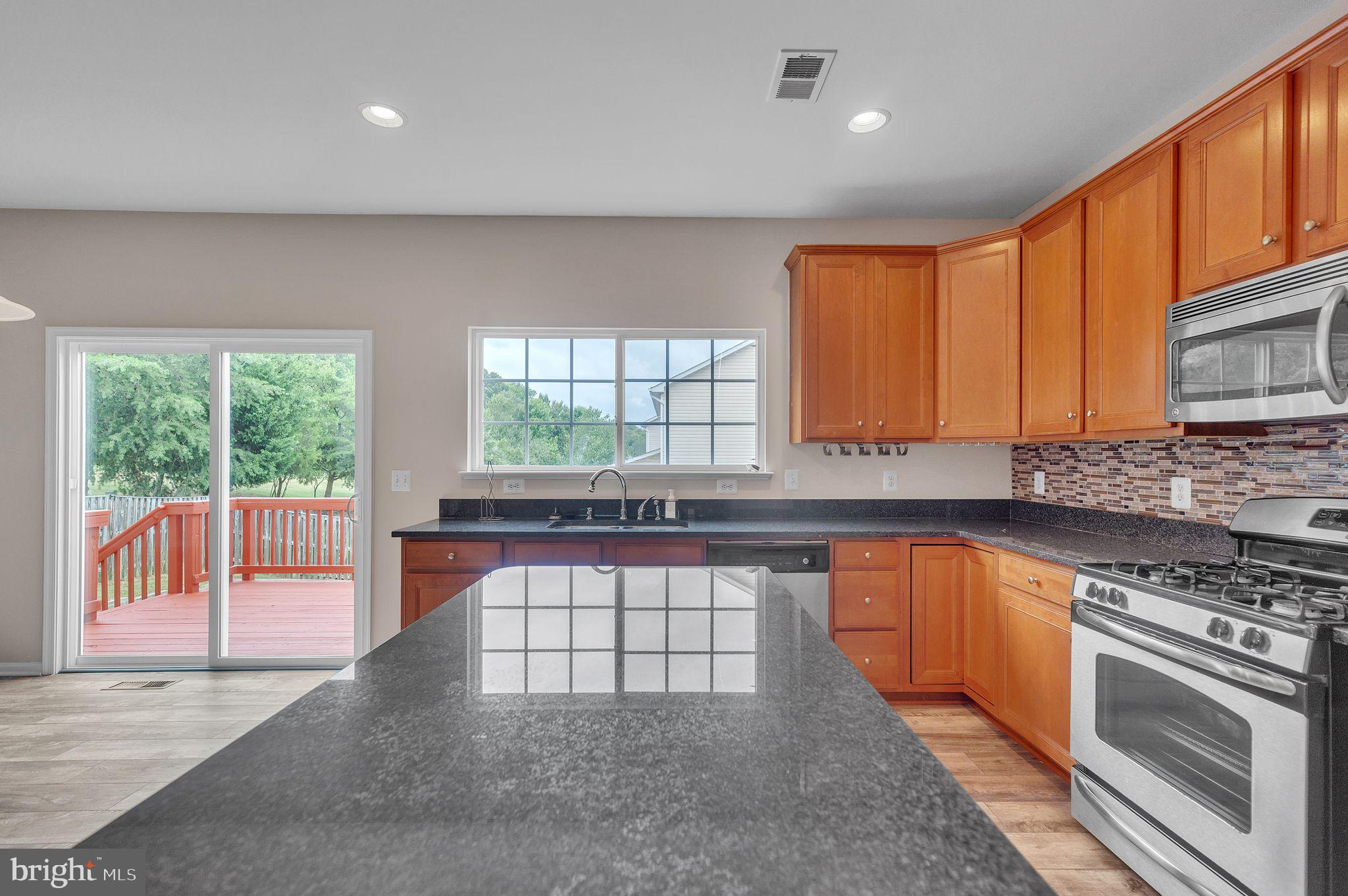 4286 Meyers Road Triangle, VA 22172 - Photo 7 of 30