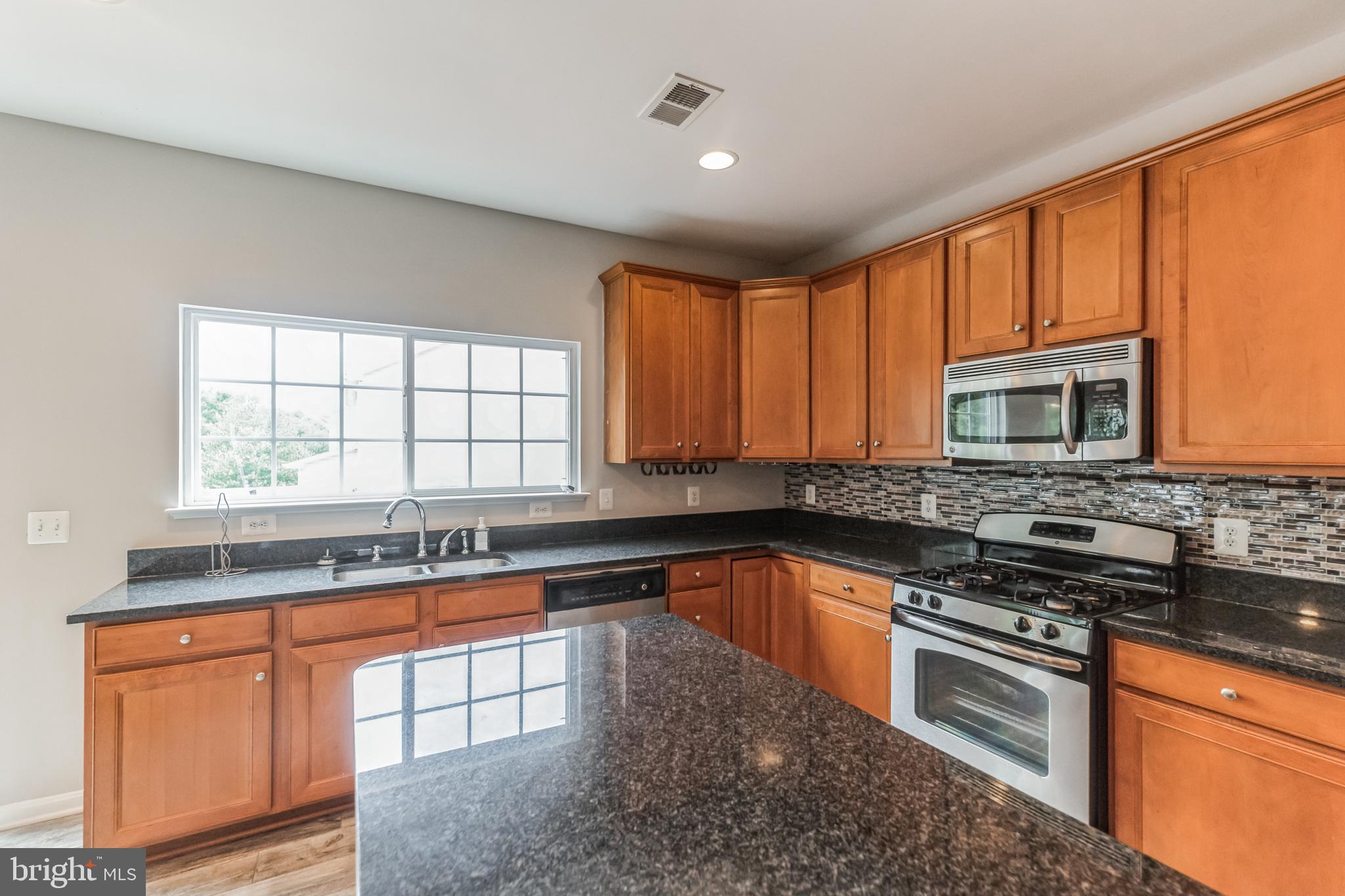 4286 Meyers Road Triangle, VA 22172 - Photo 10 of 30