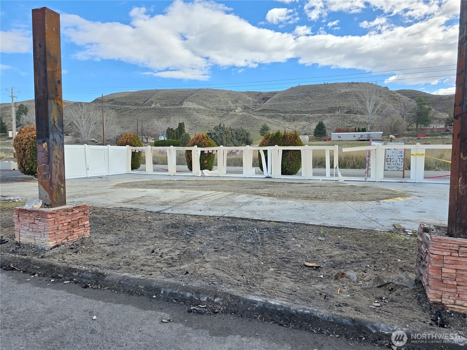 11 Apple Way Road Okanogan, WA 98840 - Photo 13 of 17 a view of a house with a yard