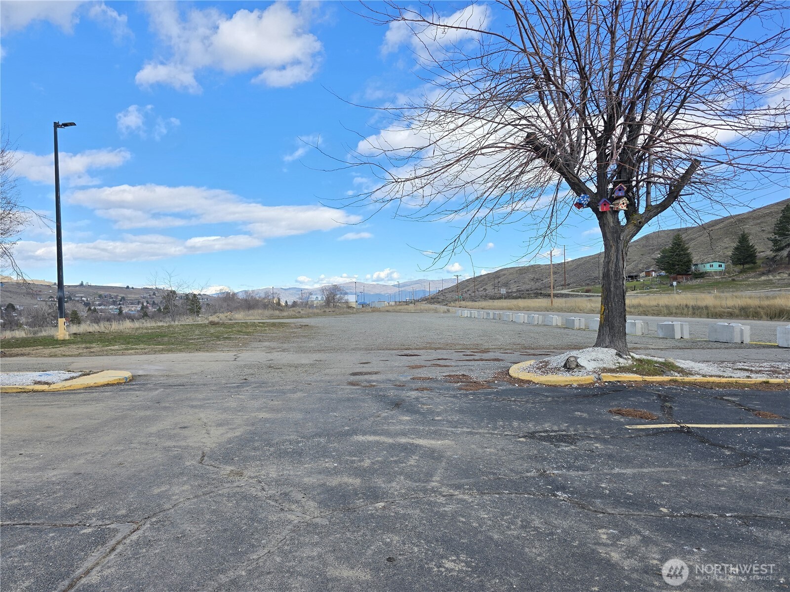 11 Apple Way Road Okanogan, WA 98840 - Photo 14 of 17 a view of lake view with mountain
