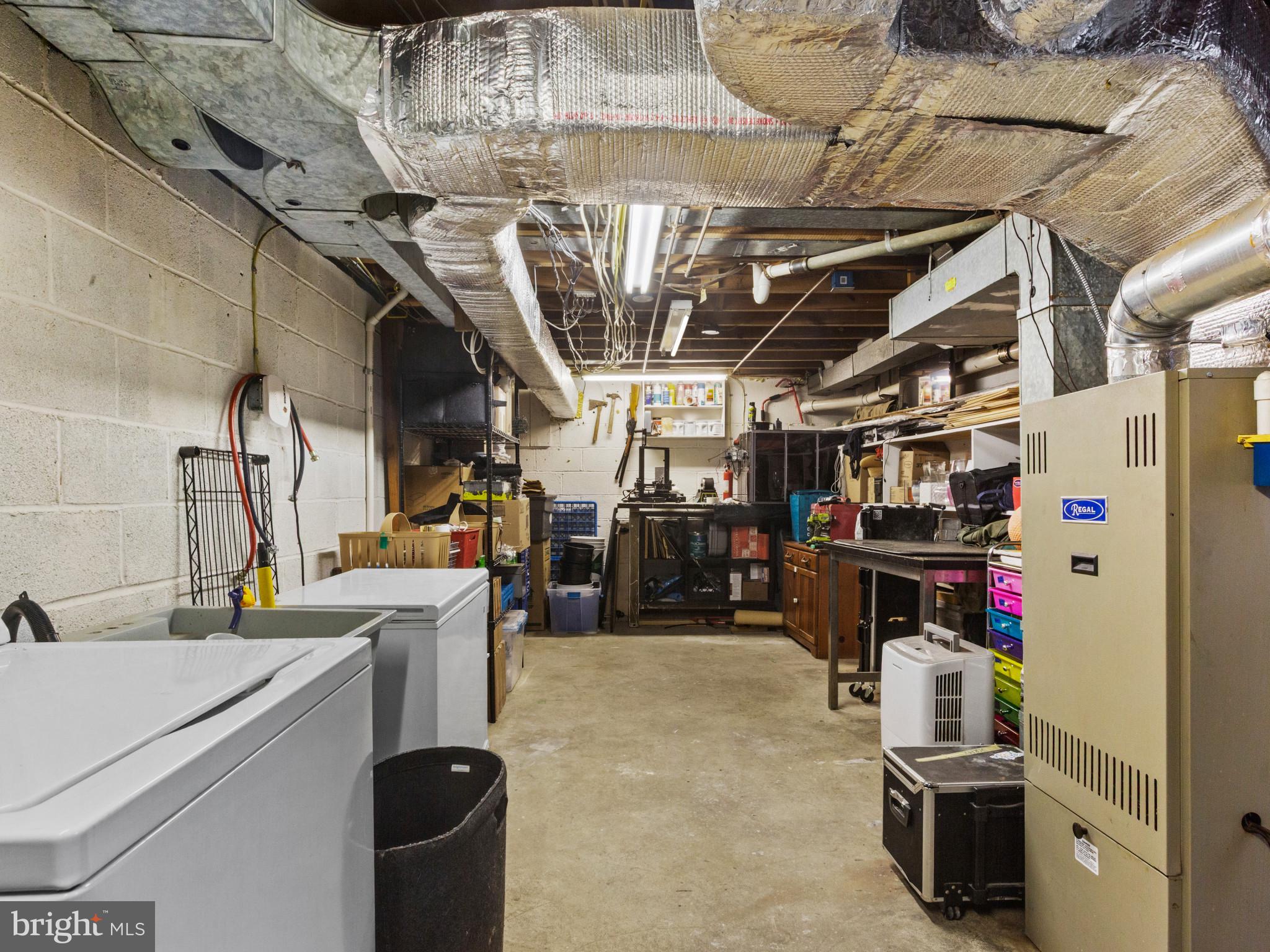 130 Southdown Road Edgewater, MD 21037 - Photo 25 of 37 Basement with laundry area