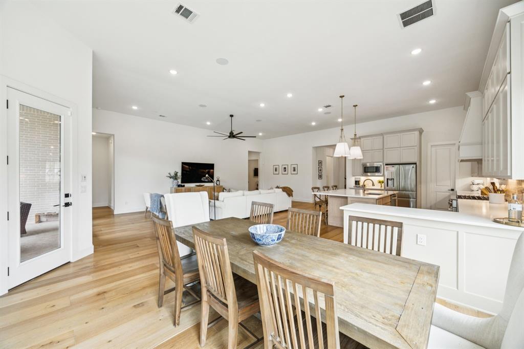 2429 Gallant Fox Road Celina, TX 75009 - Photo 10 of 39