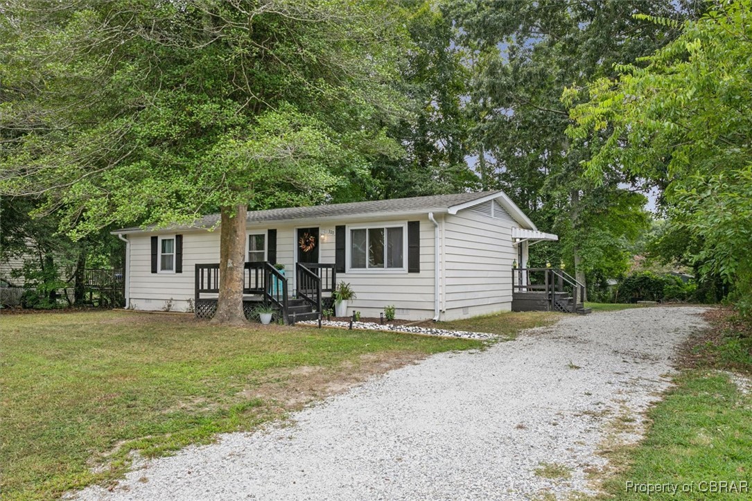 320 Leigh Road Yorktown, VA 23690 - Photo 30 of 31 View of front of property with a front lawn