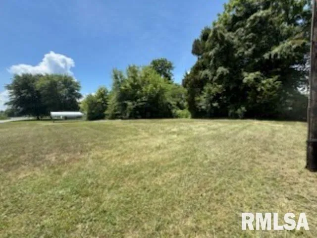 $18,900 | 0 North Il Highway, Bonnie, IL 62816