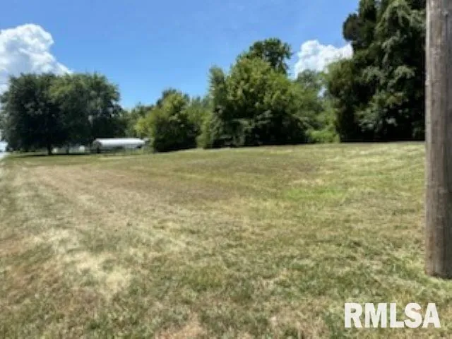 $18,900 | 0 North Il Highway, Bonnie, IL 62816