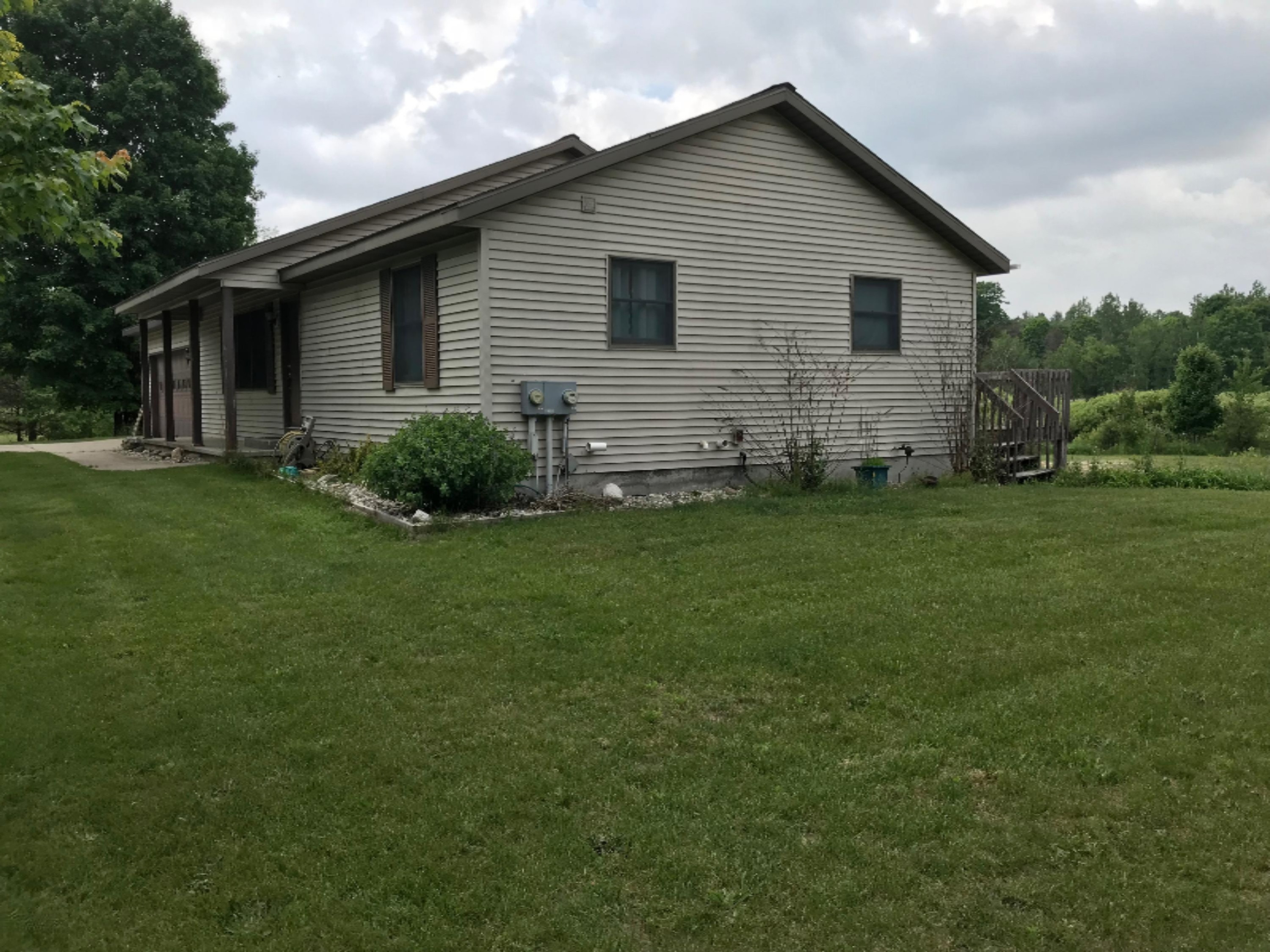 3254 East Buchanan Road Shelby, MI 49455 - Photo 14 of 15 IMG_0413