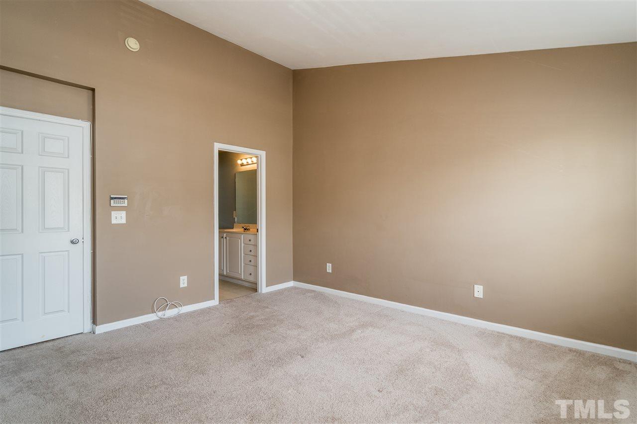 8269 City Loft Court Raleigh, NC 27613 - Photo 12 of 19