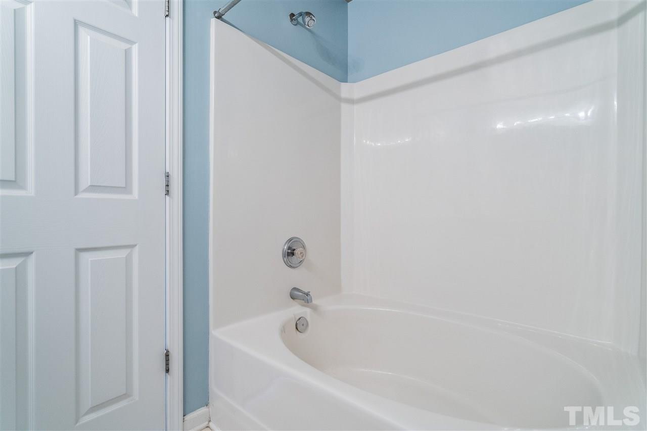 8269 City Loft Court Raleigh, NC 27613 - Photo 14 of 19
