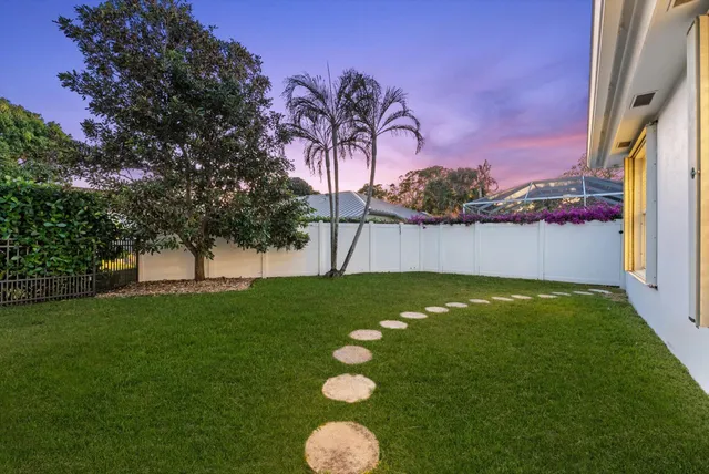 $999,900 | 6073 Winding Lake Drive, Jupiter, FL 33458