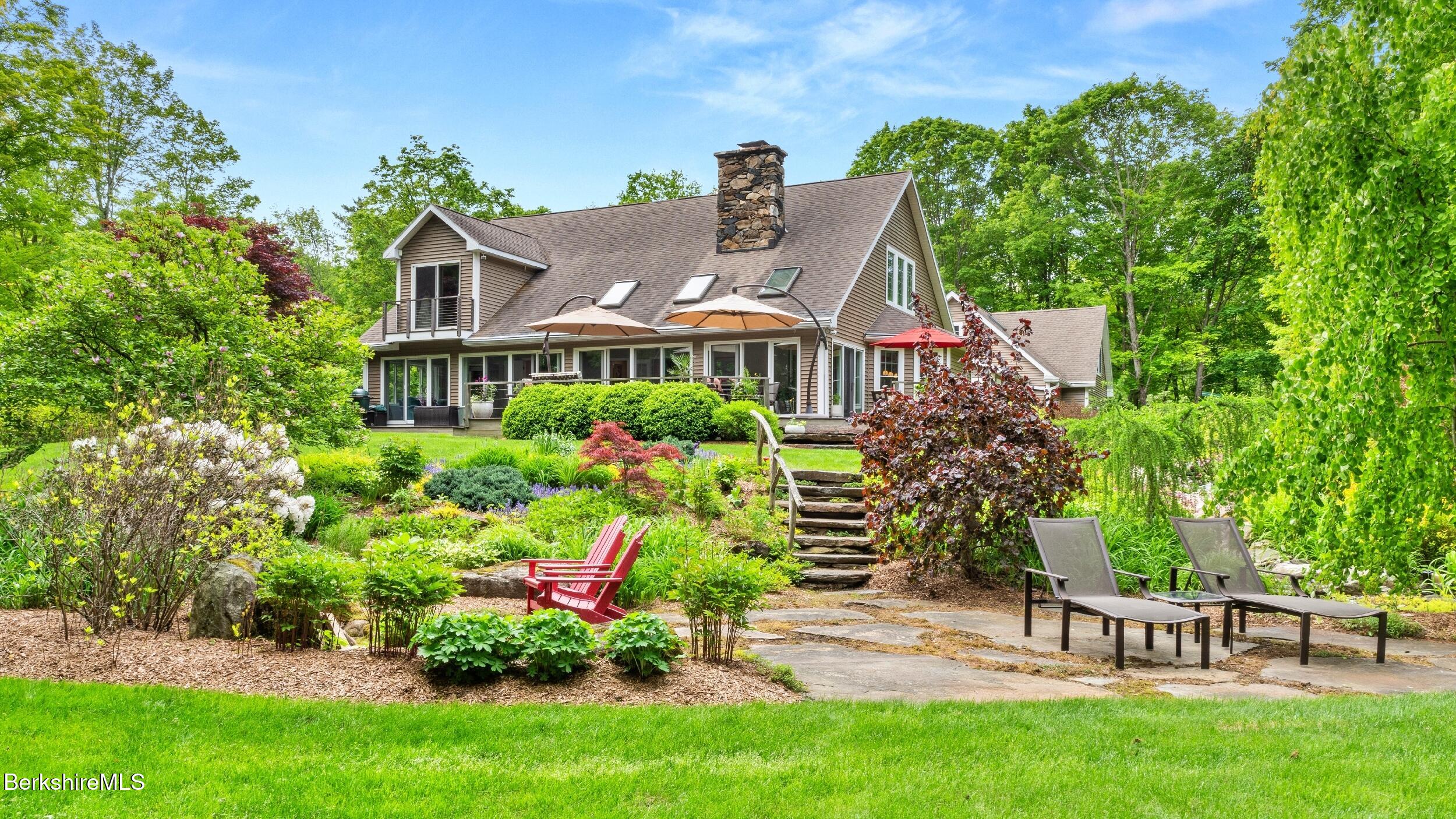 Backyard Garden Terrace