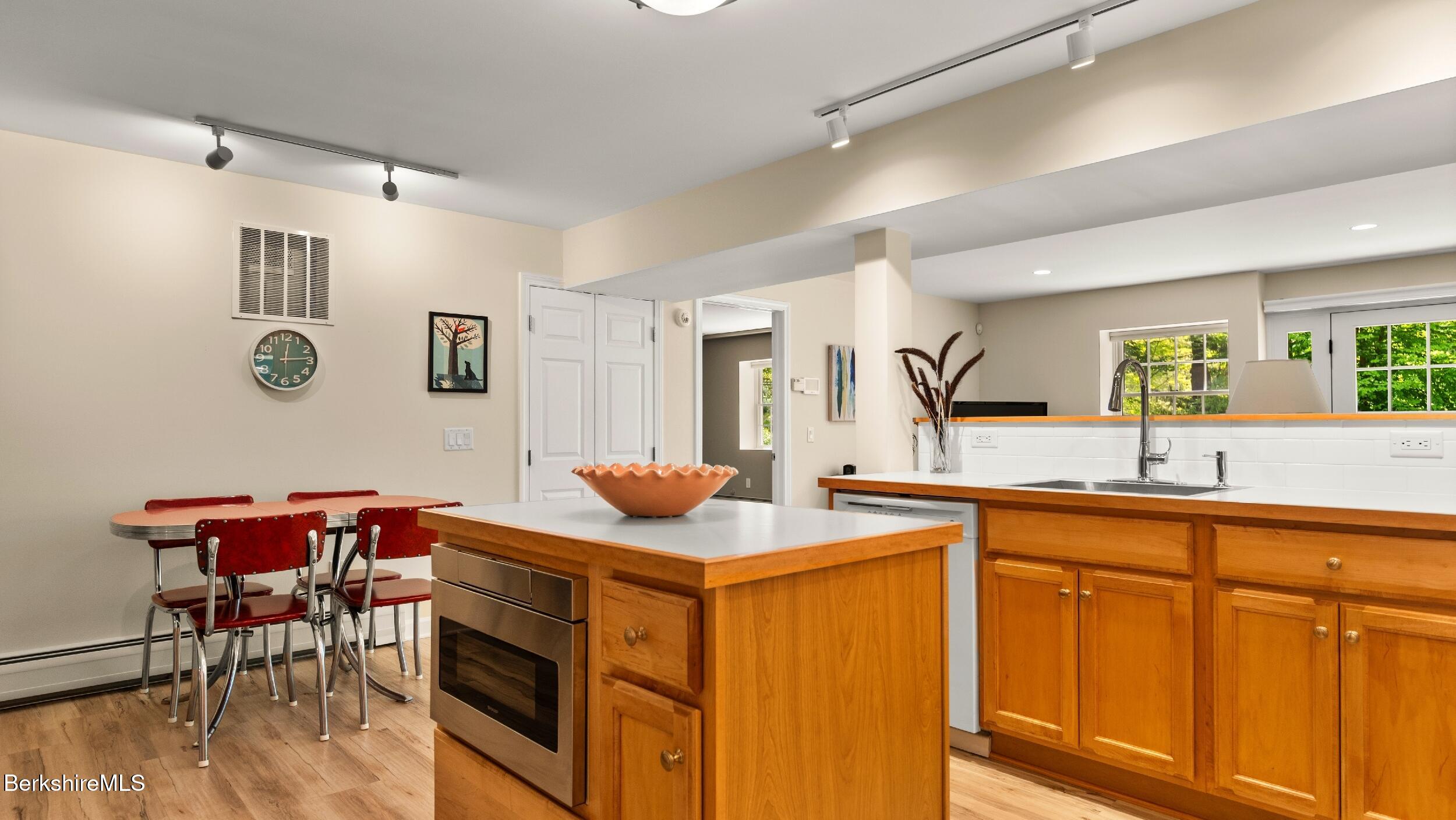 13 Taconic Avenue Lenox, MA 01240 - Photo 58 of 82 In-Law Suite Kitchen