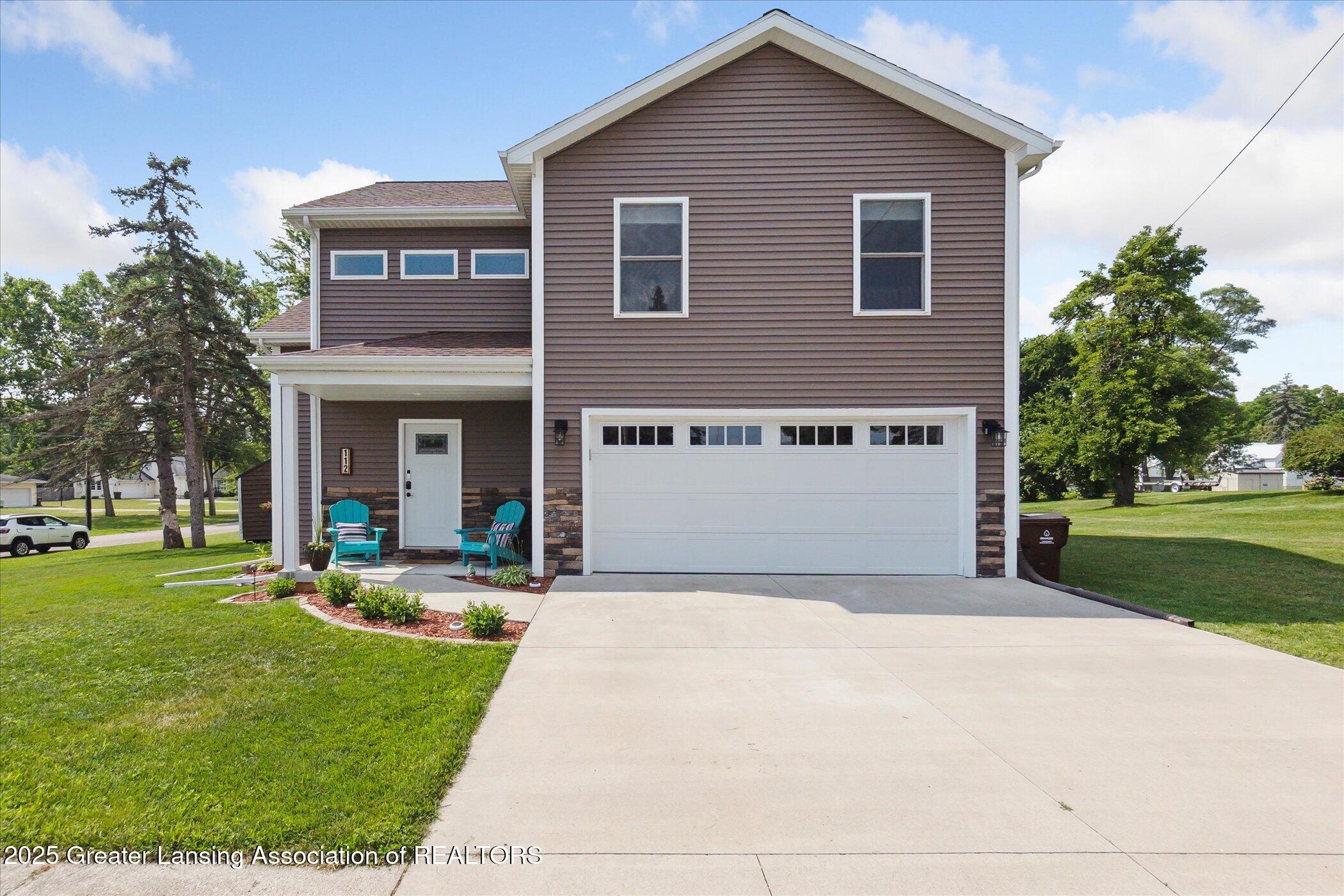 112 East Barber Street Ithaca, MI 48847 - Photo 3 of 41 04-112-E-Barber-St-Ithaca-MI-48847-Windo