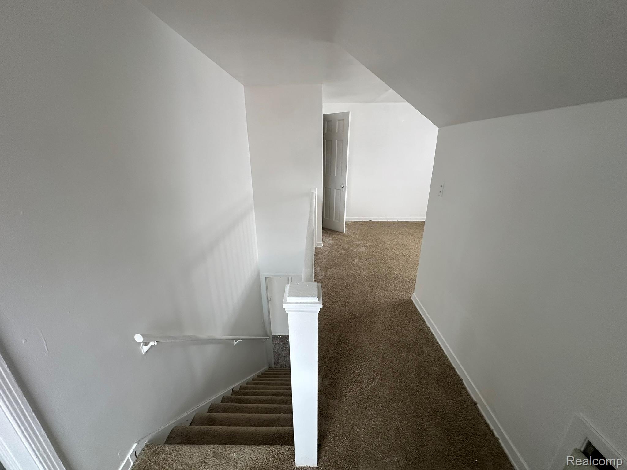 15759 Evergreen Road Detroit, MI 48223 - Photo 10 of 25 Stairway with carpet